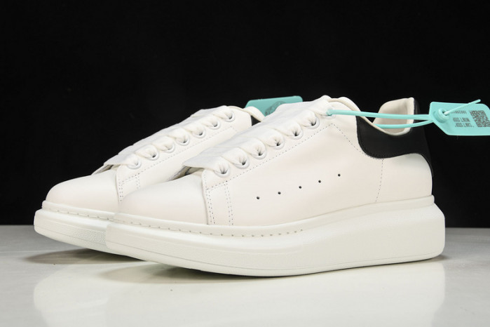 MQ Sneakers