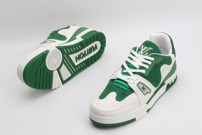 LV SNEAKER LOW YEE-014