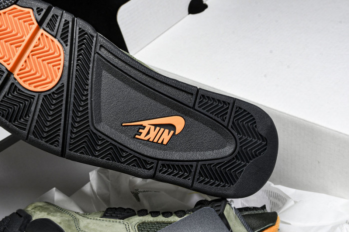 UNDEFEATED x Air Jordan 4 OG IB1519-200