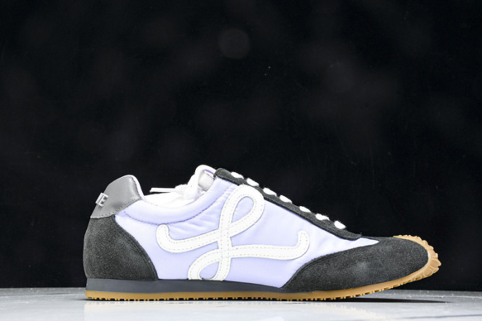 L*0ewe Ballet Runner  LW-FOR09