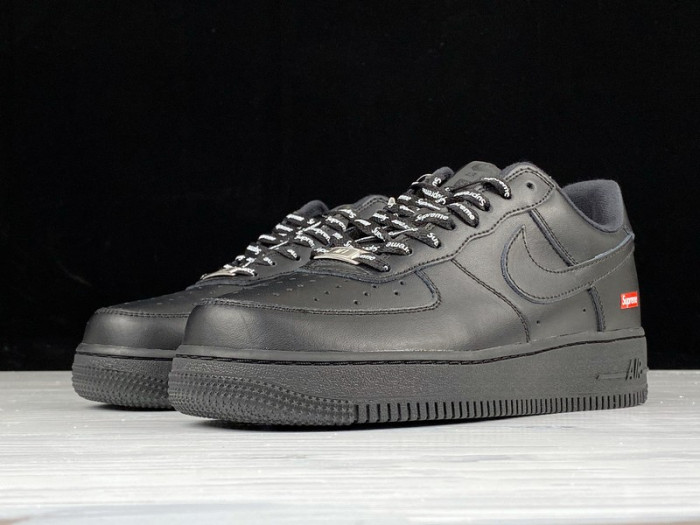 S*p*e x nike air force 1  cu9225-100-001