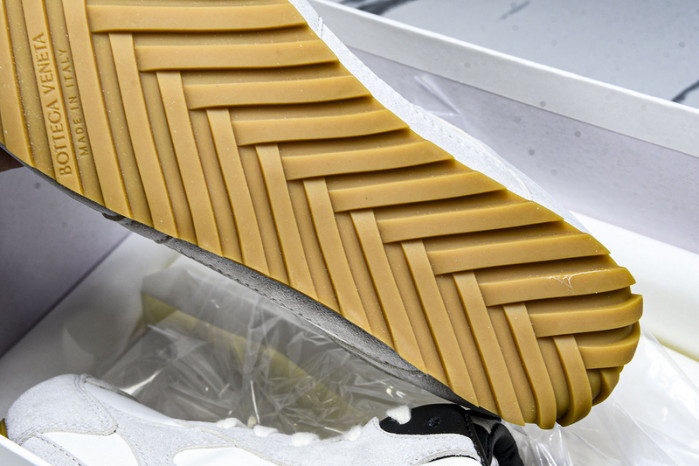 BOTTEGA VENETA  SNEAKER