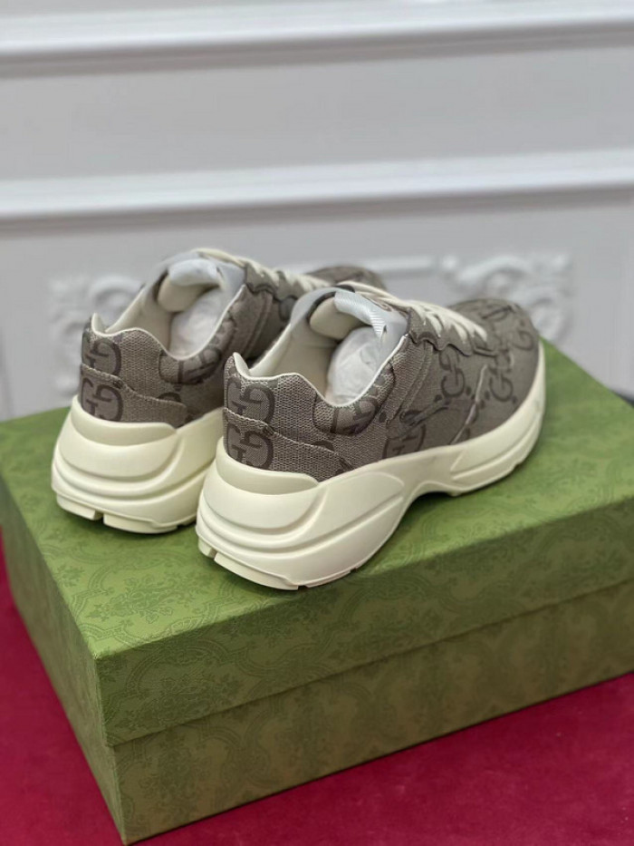 GUCC  Sneaker