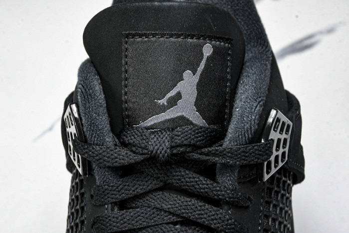 AIR JORDAN 4 RETRO BLACK CAT (2025)  FV5029-010
