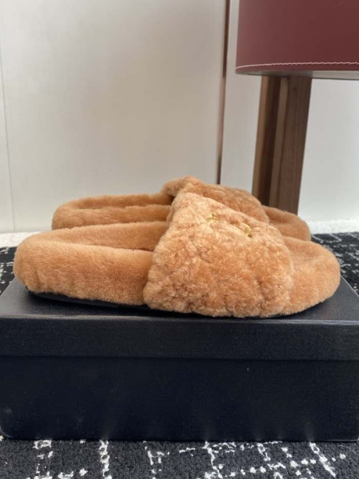 CH*NEL SLIPPERS