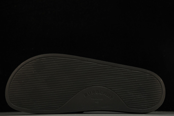 BURBERRY Slide