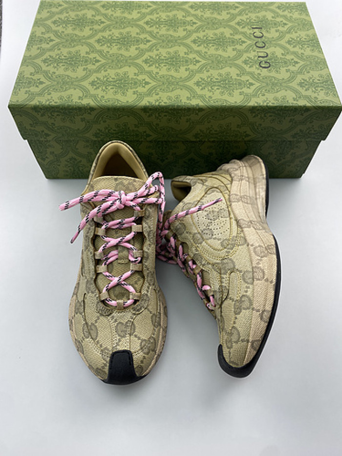 GUCC  Sneaker