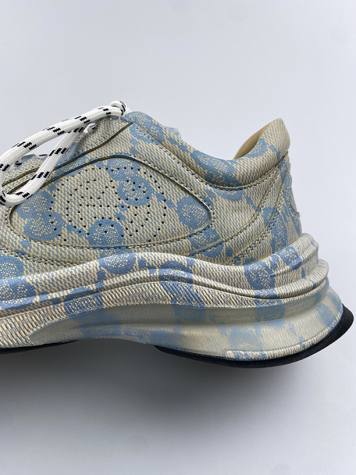 GUCC  Sneaker