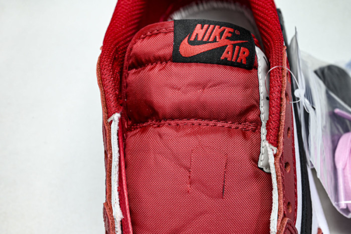 Travis Scott x Air Jordan 1 Low OG DM7866-101