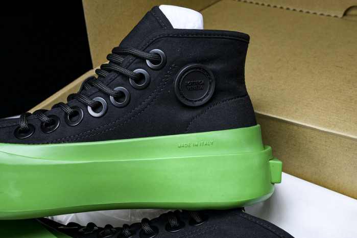 bo*te*ga Ve*ne*ta  jumbo sneaker