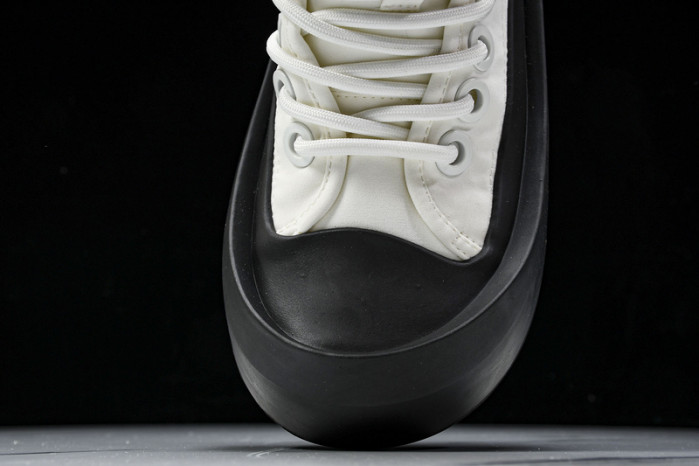 bo*te*ga Ve*ne*ta  jumbo sneaker