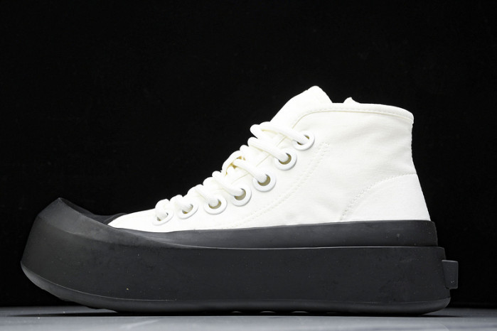 bo*te*ga Ve*ne*ta  jumbo sneaker