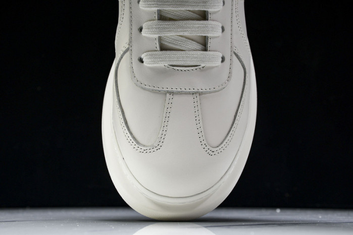 MQ Sneakers
