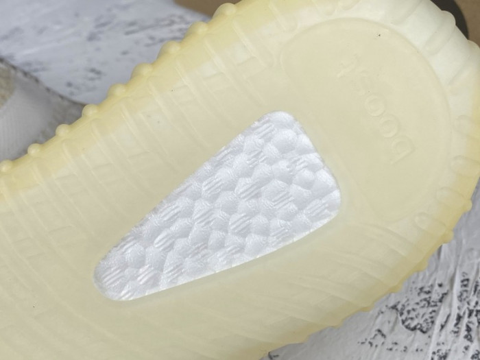 ad*s Y**zy boost 350 v2 “abez” fz5246
