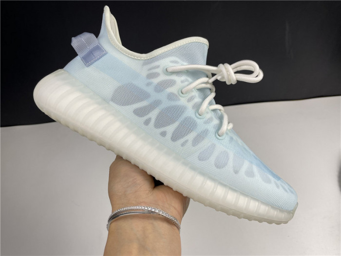 ad*s Y**zy boost 350 v2 