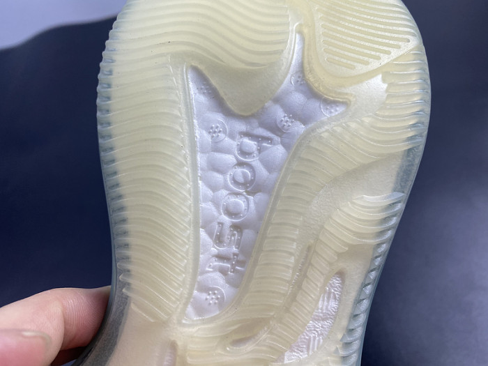 ad*s  Y**zy boost 380 alien blue gw0304