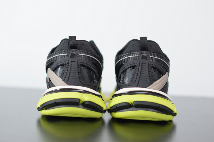 BLCG Track.2 black fluorescent and yellow 570391 W2GN3 1022