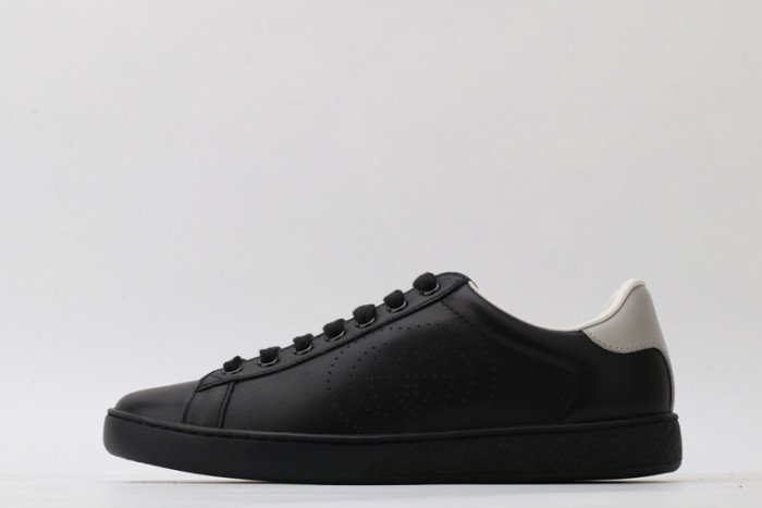 GUCC Ace Embroidered Low-Top Sneaker 431942A38G09064
