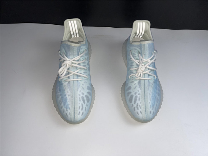 ad*s Y**zy boost 350 v2 