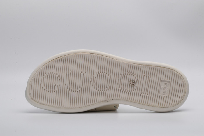 GUCC SLIPPERS