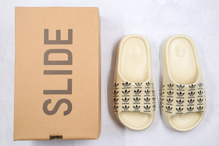 kanye west x ad*s Y**zy slide“resin"