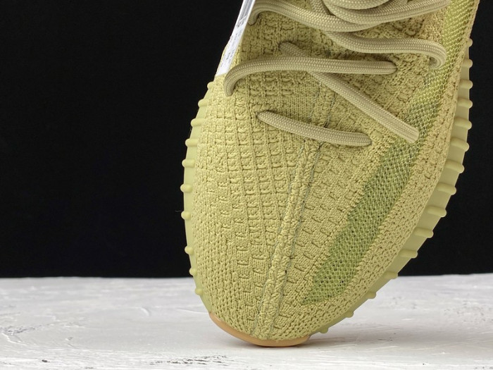 ad*s Y**zy boost 350 v2 sulfur fy5346