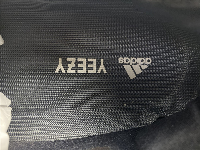 ad*s Y**zy boost 380 “onyx” reflective h02536