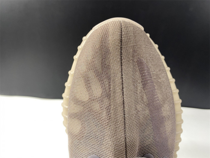 ad*s Y**zy boost 350 v2 mono mist gw2871