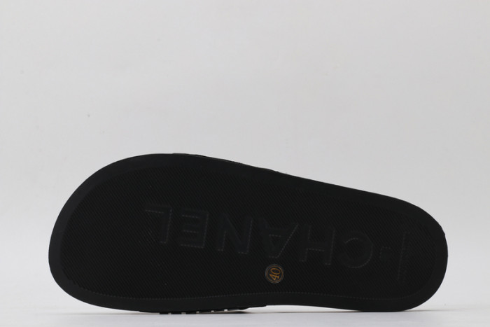 CH*NEL SLIPPERS