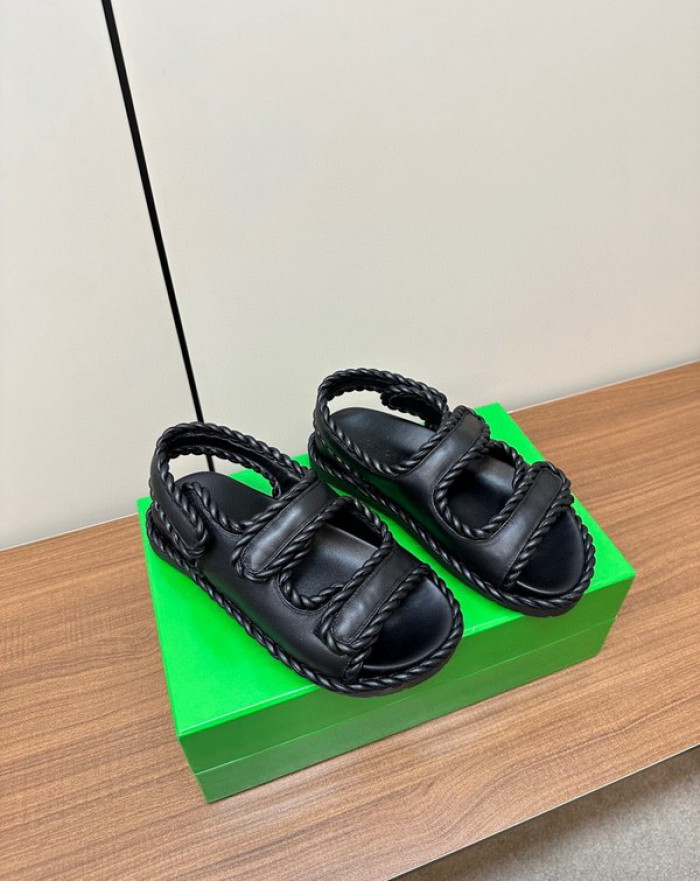 B0TTEGA VENETA  SLIDES