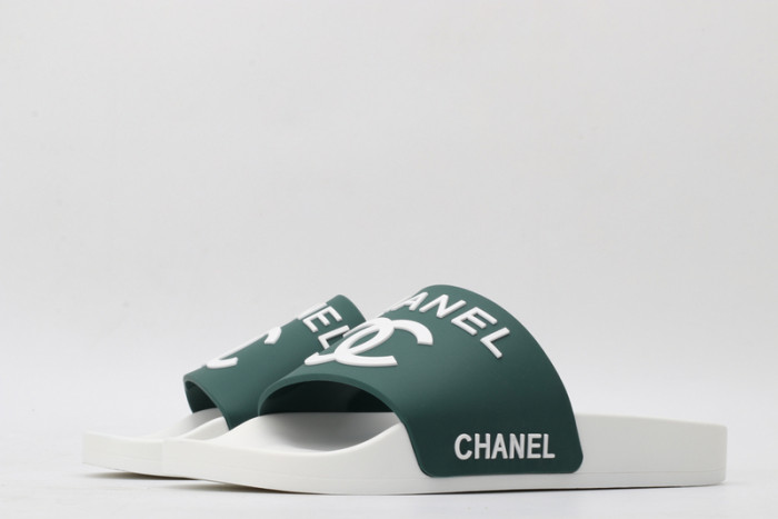 CH*NEL SLIPPERS