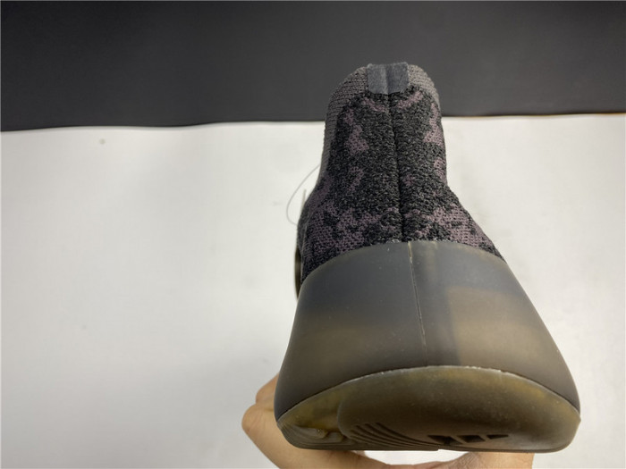 ad*s Y**zy boost 380 “onyx” reflective h02536