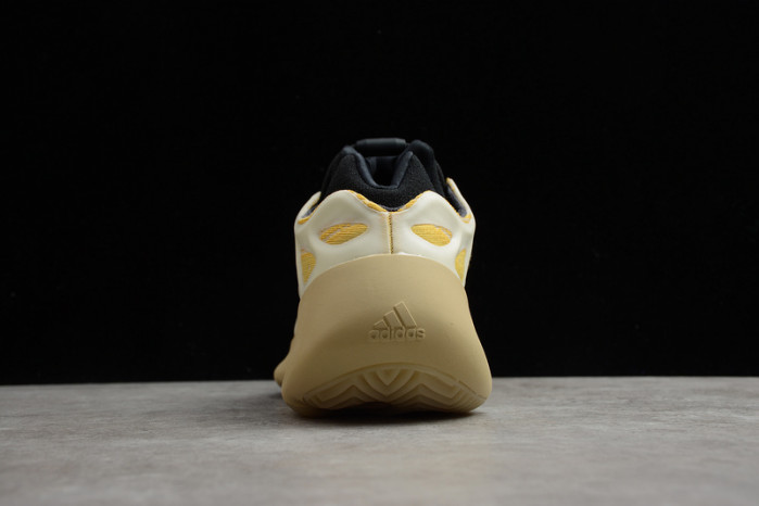 ad*s Y**zy 700 v3 “srphym"g54853
