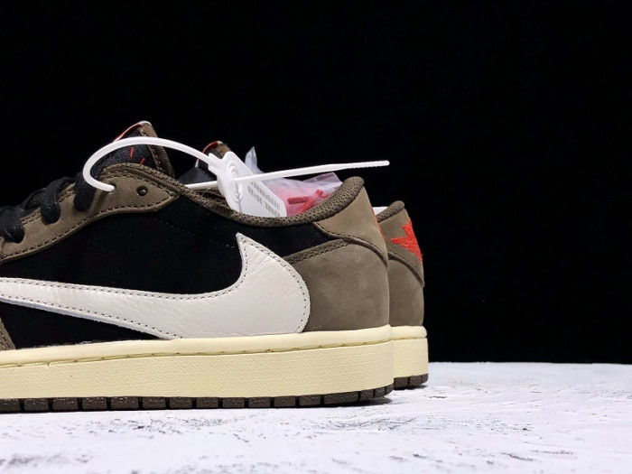 TRAVIS SCOTT NIKE AIR MAX 1 WHEAT DO9392-700