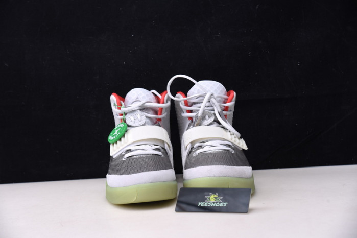nike air Y**zy 2 nrg "pure platinum" 508214-010